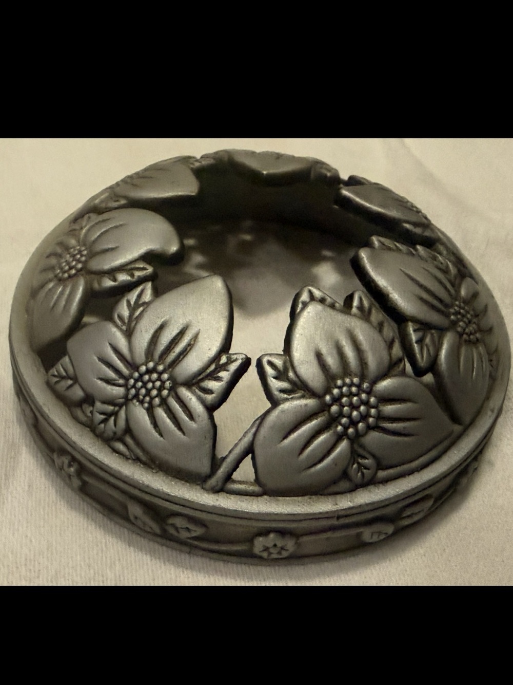 Yankee Candle Floral Flower Candle Topper- OS